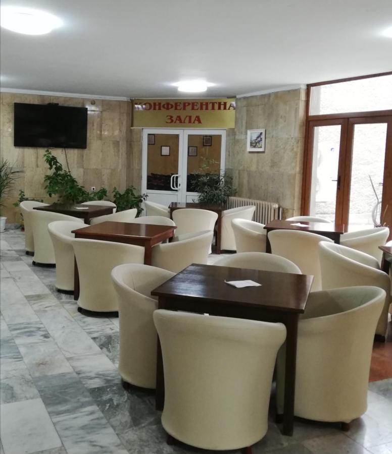 Apart Hotel Central Razgrad Dış mekan fotoğraf